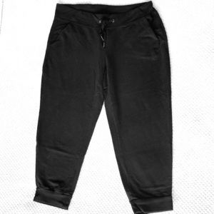 Eddie Bauer Cropped Joggers